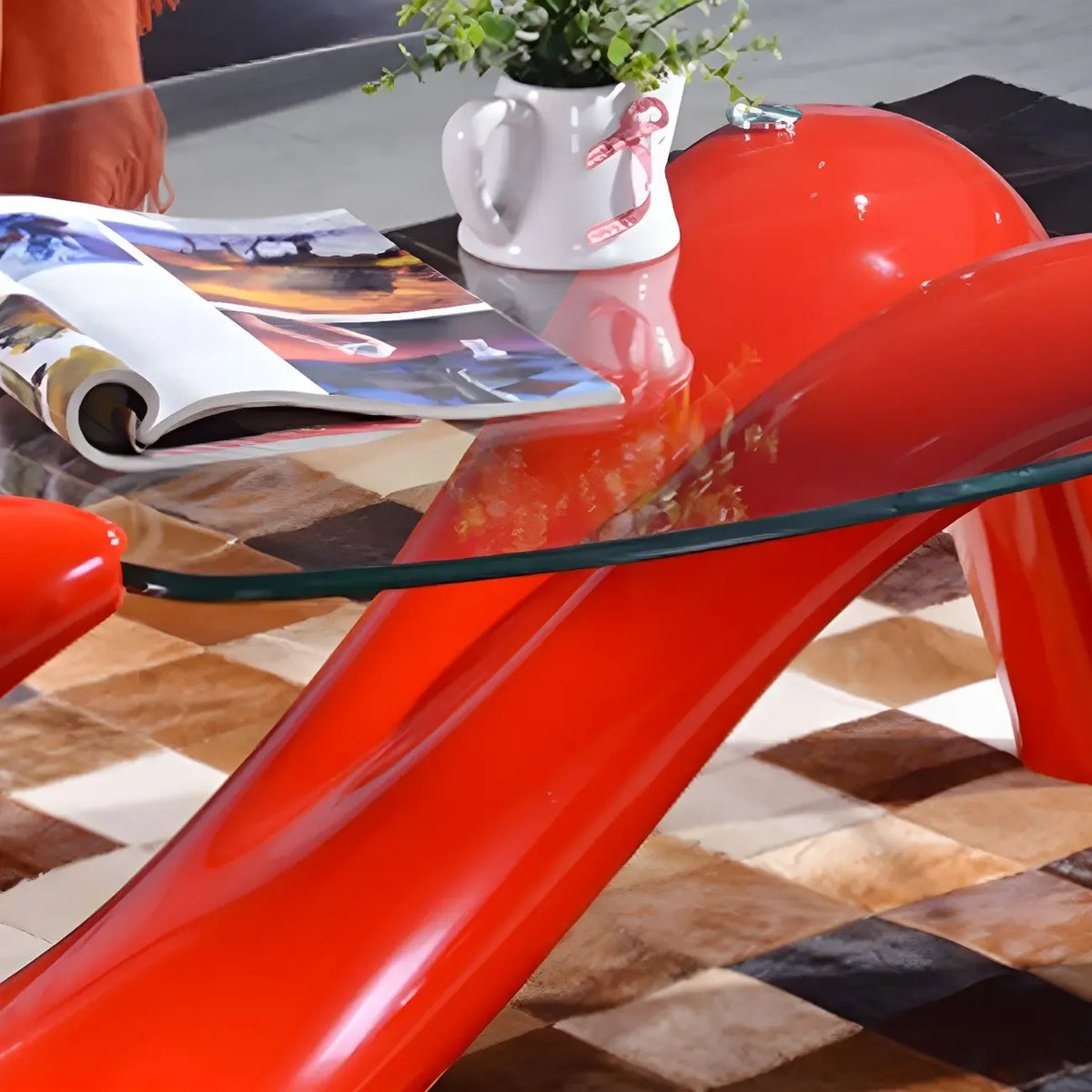 Table basse ovale moderne abstraite avec plateau en verre et piètement en métal