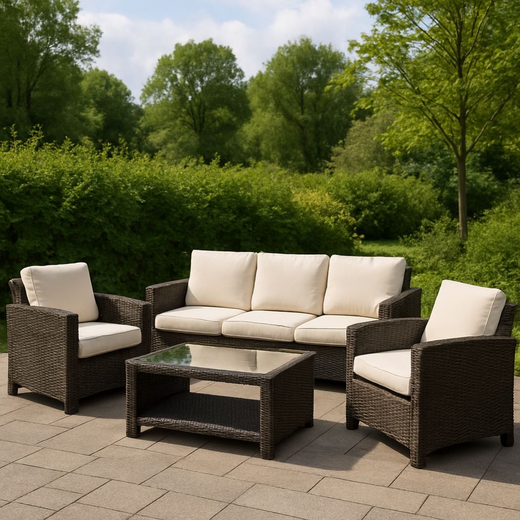 Ensemble de meubles de jardin en résine tressée et verre avec coussins crème - Canapé 3 places, 2 fauteuils, table basse
